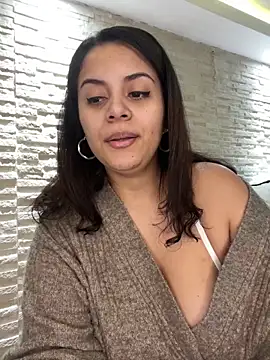 Snapshot of amellita-33 chatting on 16, 6, 2026 amellita-33 online show from 16, 6, 2026