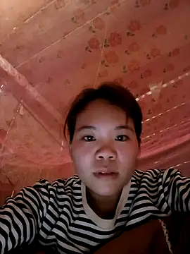 Snapshot of Bany_x chatting on 8, 11, 2025 Bany x online show from 8, 11, 2025