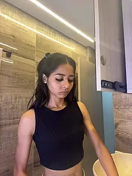 phenixpink22 online show from 10, 4, 2026