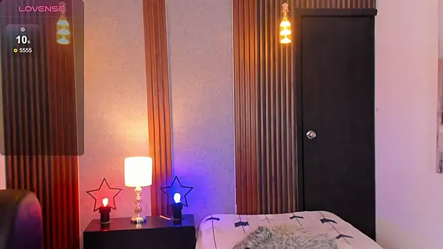 alana hard  online show from 28, 11, 2025