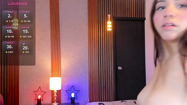 alana hard  online show from 25, 11, 2025