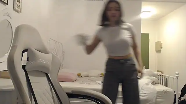 bellefleurrr online show from 16, 4, 2026