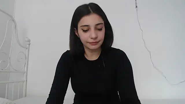 bellefleurrr online show from 10, 4, 2026