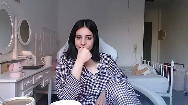 bellefleurrr online show from 27, 3, 2026