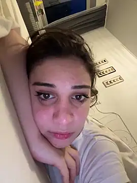 Snapshot of bellefleurrr chatting on 10, 6, 2026 bellefleurrr online show from 10, 6, 2026