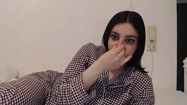 bellefleurrr online show from 6, 4, 2026