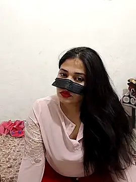 Heena-143 online show from 25, 4, 2026