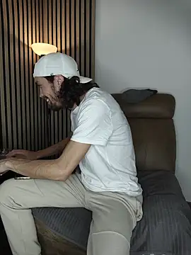 findomhot online show from 16, 12, 2025