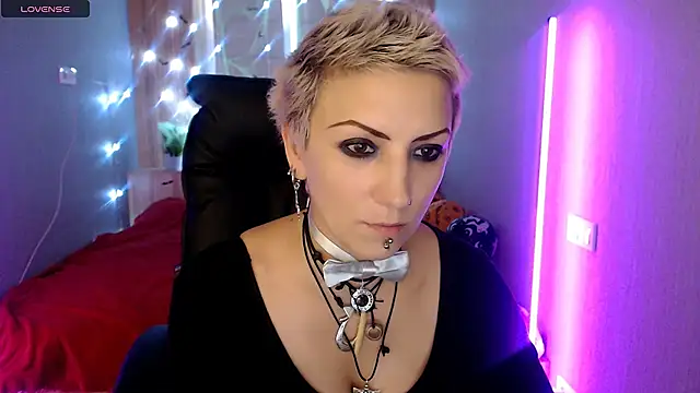 Sweet-n-Strong online show from 15, 11, 2025