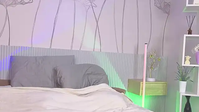 Charil Wilson online show from 30, 10, 2025