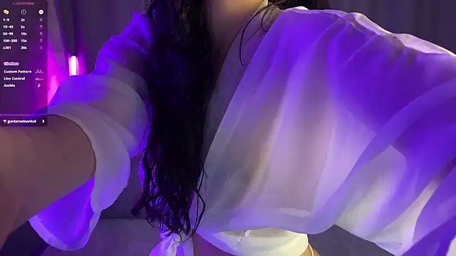 Mulan Lo online show from 5, 2, 2026