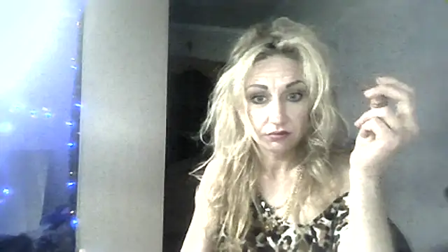 LilaniLoverx online show from 17, 11, 2025