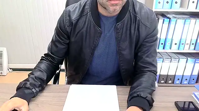 Evasionee online show from 11, 11, 2025