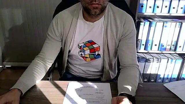 Evasionee online show from 2, 2, 2026