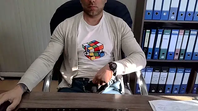 Evasionee online show from 23, 3, 2026