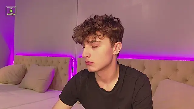 Richard steele hot online show from 2, 11, 2025