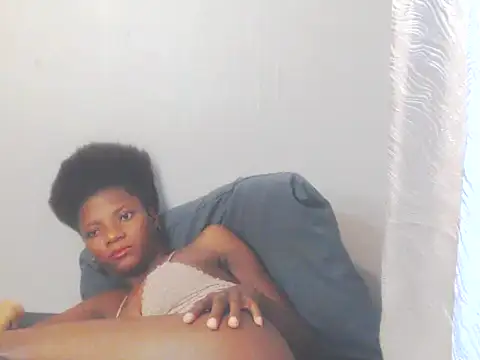 EbonyTinyX online show from 11, 11, 2025