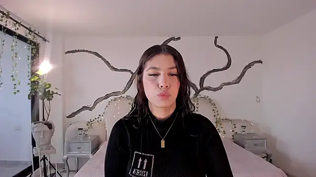 AsiaMillerr  online show from 14, 11, 2025