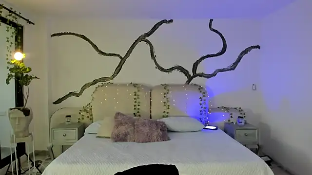 AsiaMillerr  online show from 7, 11, 2025