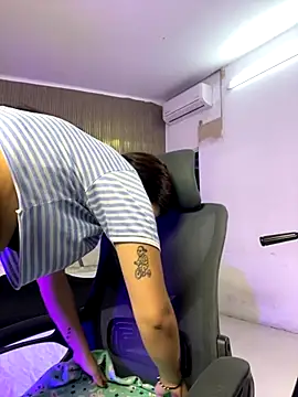 AsiaMillerr  online show from 30, 10, 2025