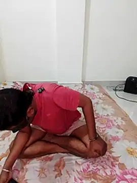 Snapshot of Fucking_Naughty_Couple chatting on 13, 1, 2026 Fucking Naughty Couple online show from 13, 1, 2026