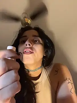 gigi333regi online show from 27, 11, 2025