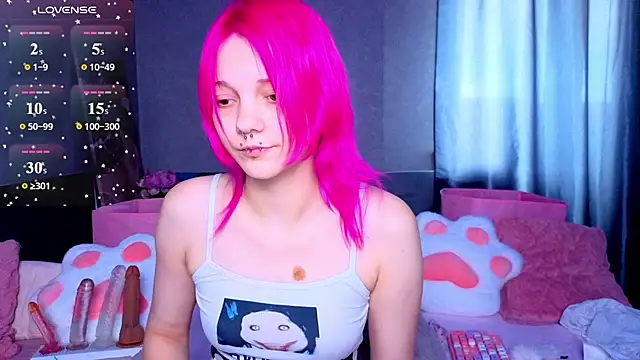 KittieHeart online show from 5, 7, 2026