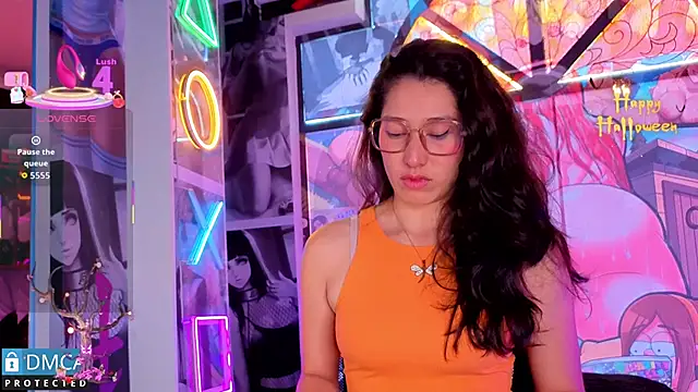 eva delight  online show from 8, 11, 2025