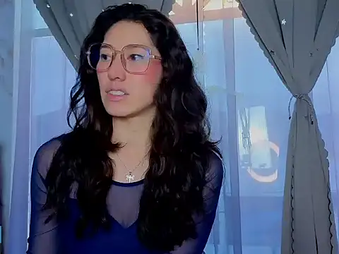 eva delight  online show from 28, 10, 2025