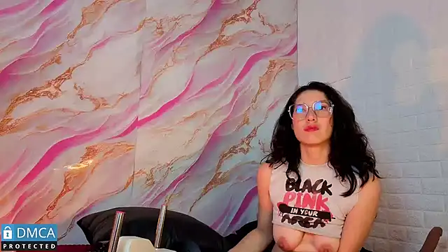 eva delight  online show from 15, 5, 2026