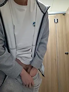 yuta 00 online show from 5, 4, 2026