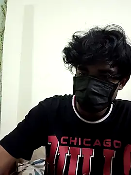 Snapshot of kriZ08 chatting on 13, 2, 2026 kriZ08 online show from 13, 2, 2026