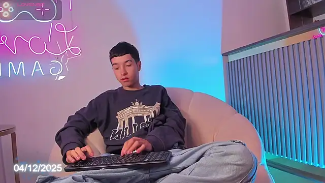 Dallen Grant online show from 4, 12, 2025