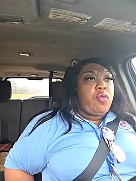 TigOBittiesTheOriginal online show from 8, 11, 2025