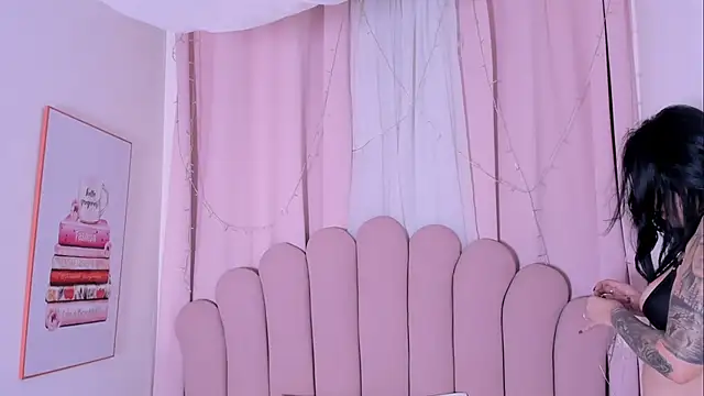 AlyssaVelascuria online show from 5, 11, 2025