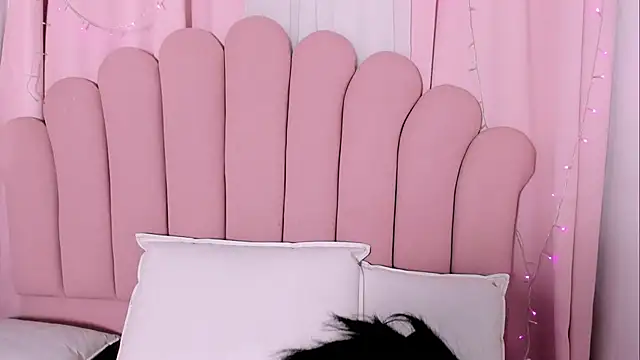 AlyssaVelascuria online show from 2, 11, 2025