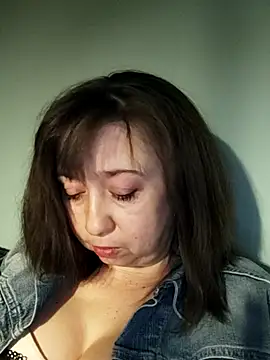 Snapshot of MaryKiki5619 chatting on 4, 3, 2026 MaryKiki5619 online show from 4, 3, 2026