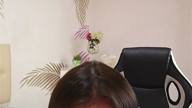 Isabelle Lane online show from 5, 2, 2026