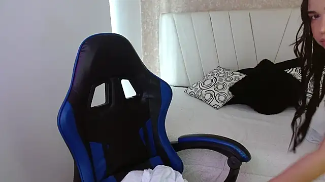 AliceSmity  online show from 7, 2, 2026