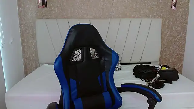 AliceSmity  online show from 3, 2, 2026