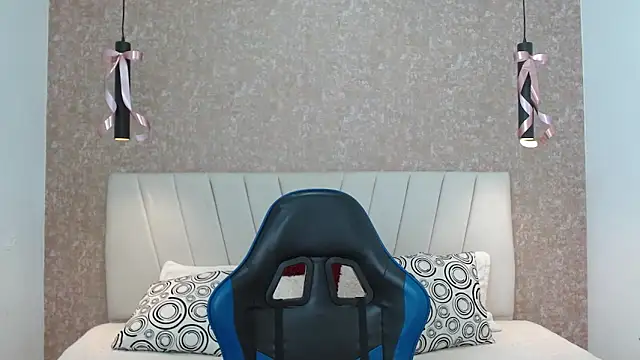 AliceSmity  online show from 5, 1, 2026