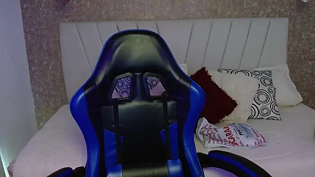 AliceSmity  online show from 18, 1, 2026