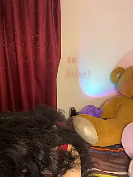 wetbyAlice online show from 12, 3, 2026