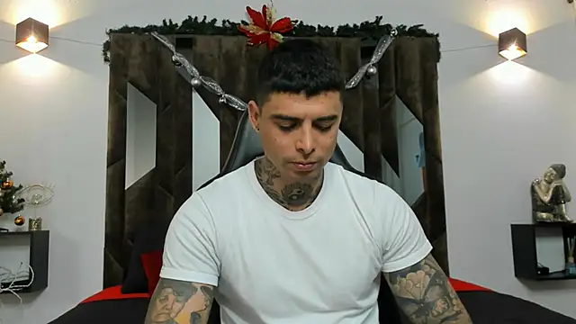 MATEO DILUCA online show from 4, 12, 2025