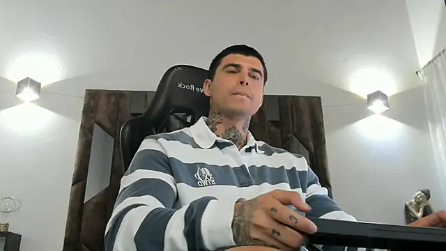 MATEO DILUCA online show from 28, 11, 2025