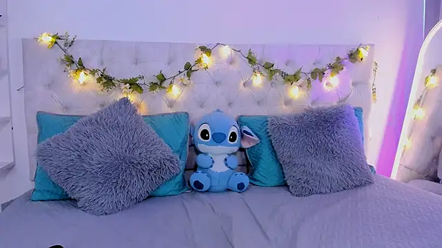 BLAIR QUEEN online show from 13, 2, 2026