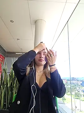 sophie-06 online show from 12, 11, 2025