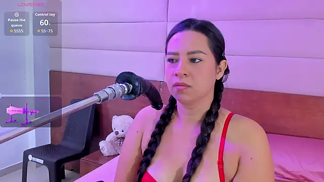 anna eyes  online show from 4, 11, 2025