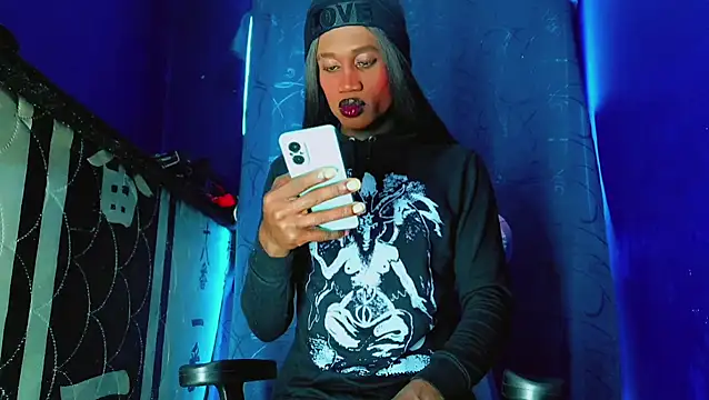 Kloe cardashan online show from 7, 11, 2025