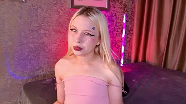 VivieSunn online show from 25, 5, 2026